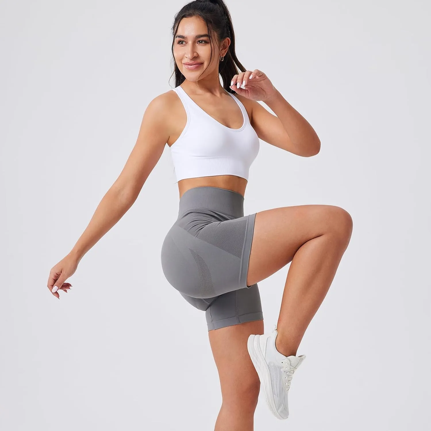 Evercute Women's Gym Shorts 3/4 Pack Seamless Scrunch Butt Lifting Workout Shorts 5" Tummy Control Ruched Booty Yoga Short