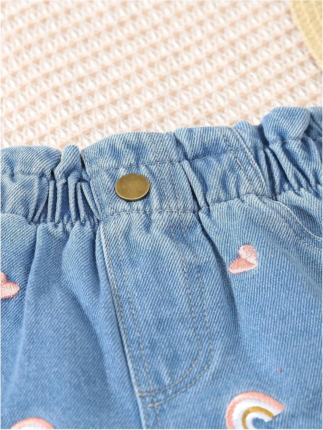 Floerns Girl's Ripped Raw Hem Elastic Waist Straight Leg Denim Shorts with Pockets