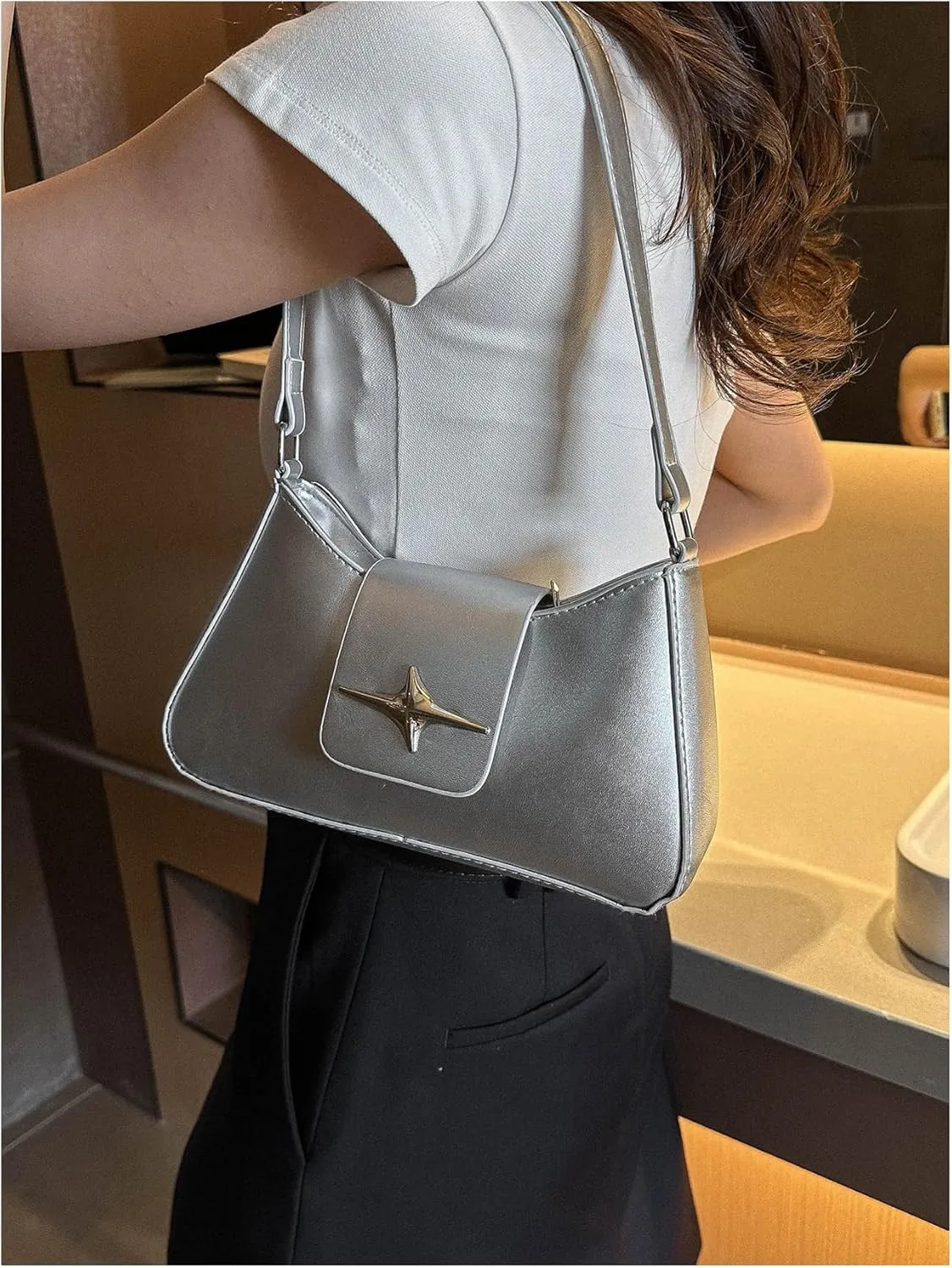 Floerns Women's Y2k Bow Decor Clutch Handbag Flap Leather Shoulder Underarm Bag Trendy