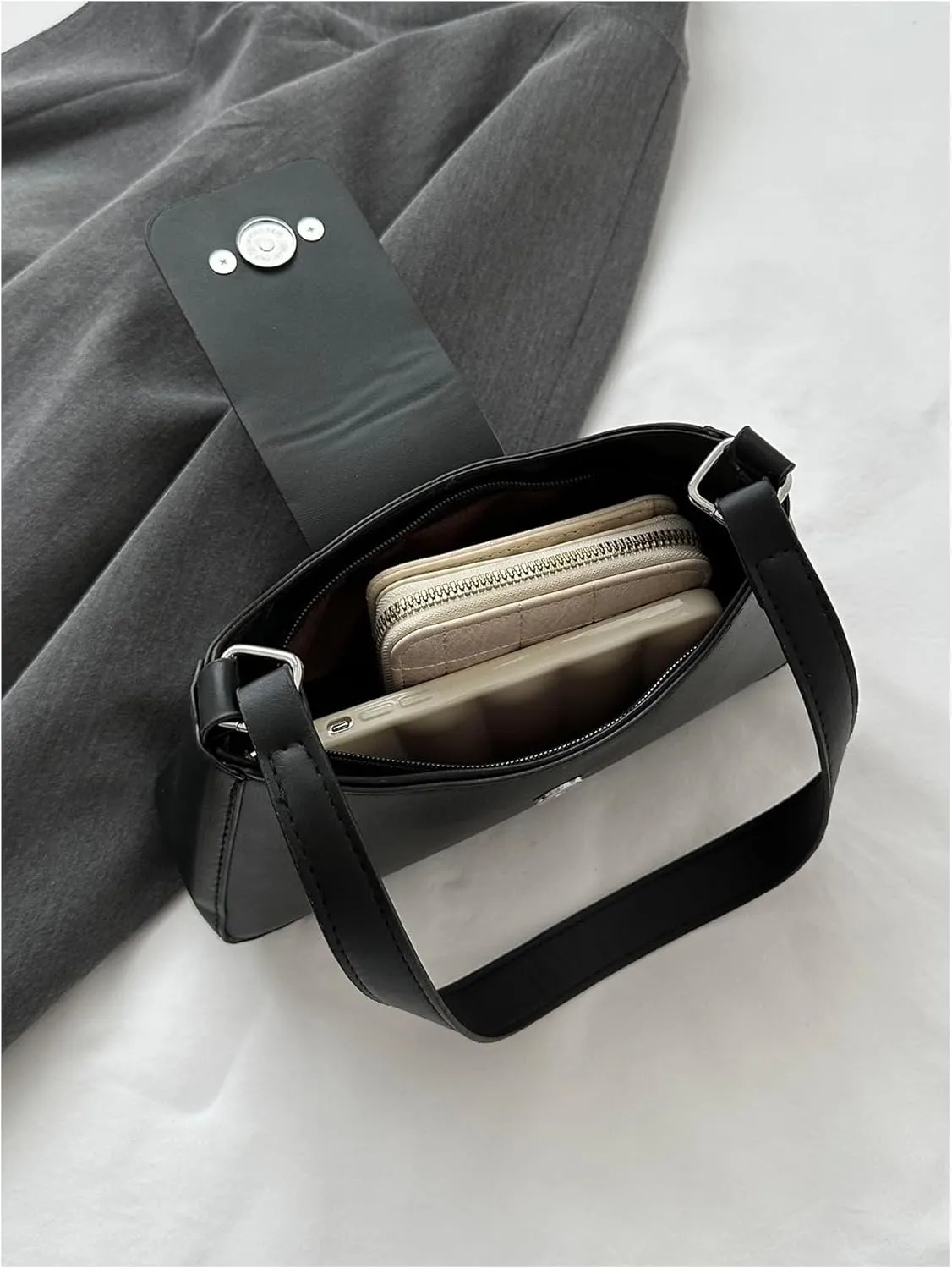 Floerns Women's Y2k Bow Decor Clutch Handbag Flap Leather Shoulder Underarm Bag Trendy