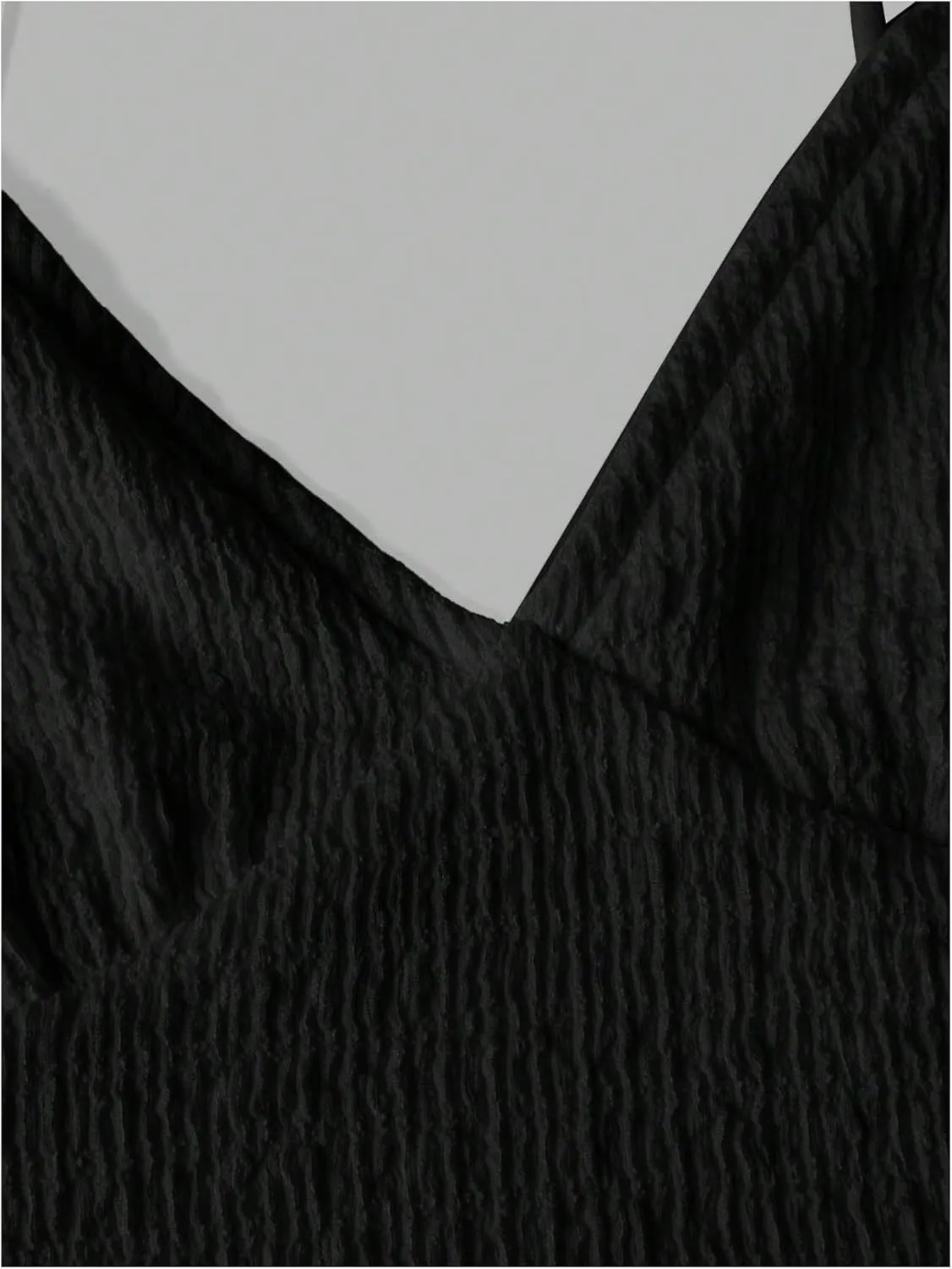 OYOANGLE Women's Criss Cross Back Cami Top Spaghetti Straps V Neck Textured Camisoles