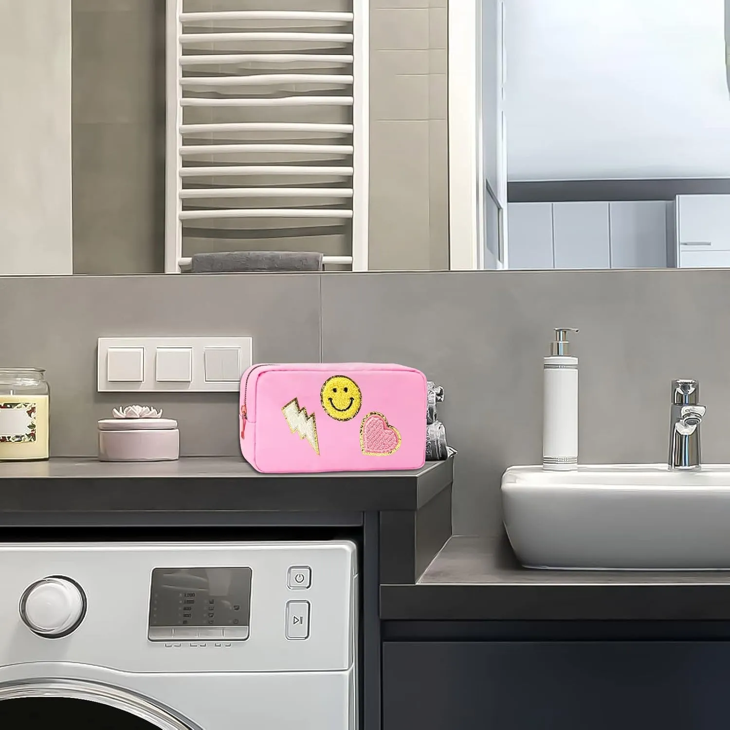 Preppy Patch Small Makeup Bag-Nylon Waterproof Portable Things Bag-Preppy Cosmetic Travel Toiletry Organizer Bag Daily Use Pouch for Girl with Smile Lightning Heart PatchesPink
