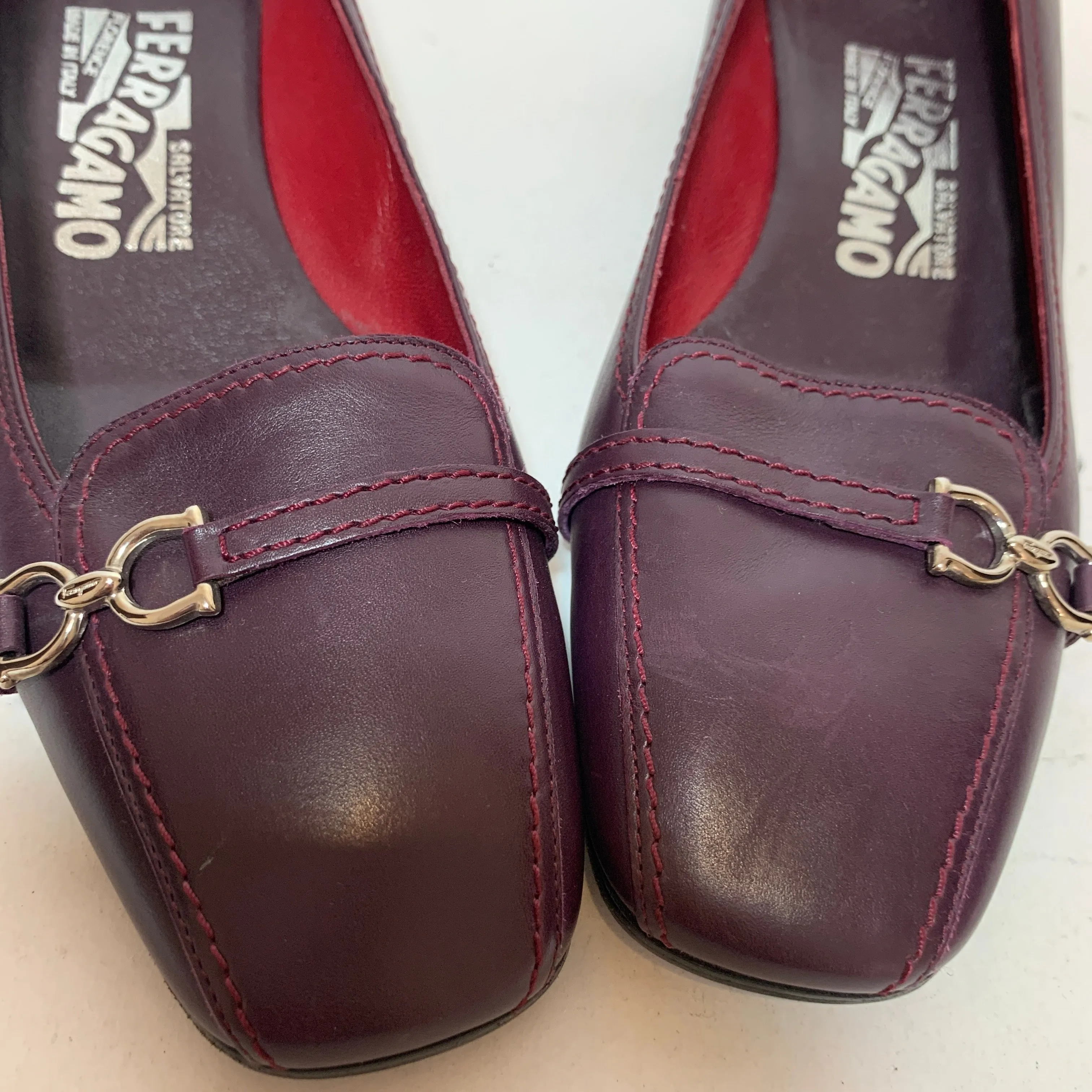 Salvatore Ferragamo Vintage Maroon Leather Pumps | Pre Loved |