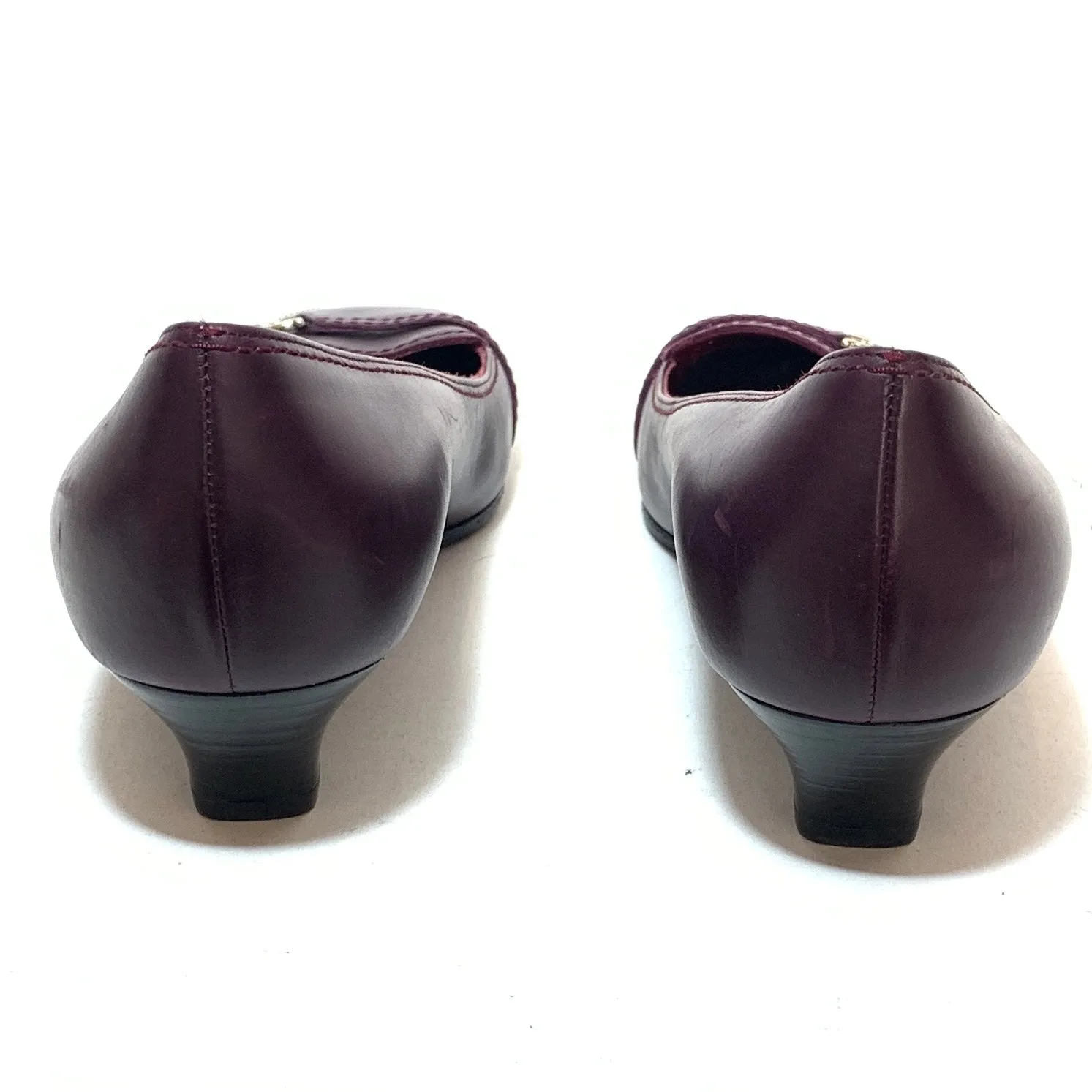 Salvatore Ferragamo Vintage Maroon Leather Pumps | Pre Loved |