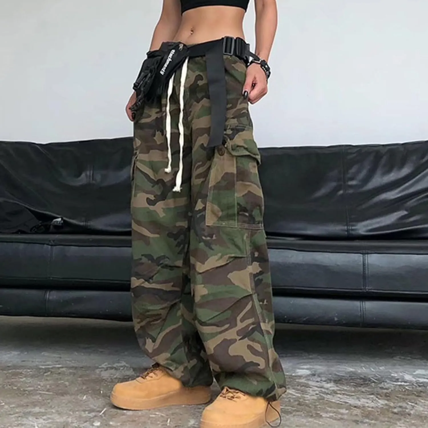 Women's Oversized Camo Cargo Pants Joggers Trousers Baggy Camouflage Army Fatigue with Workout Sweatpants Pockets